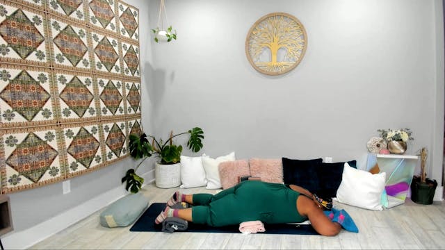 60 min. Restorative Yoga w/ Tamika - ...