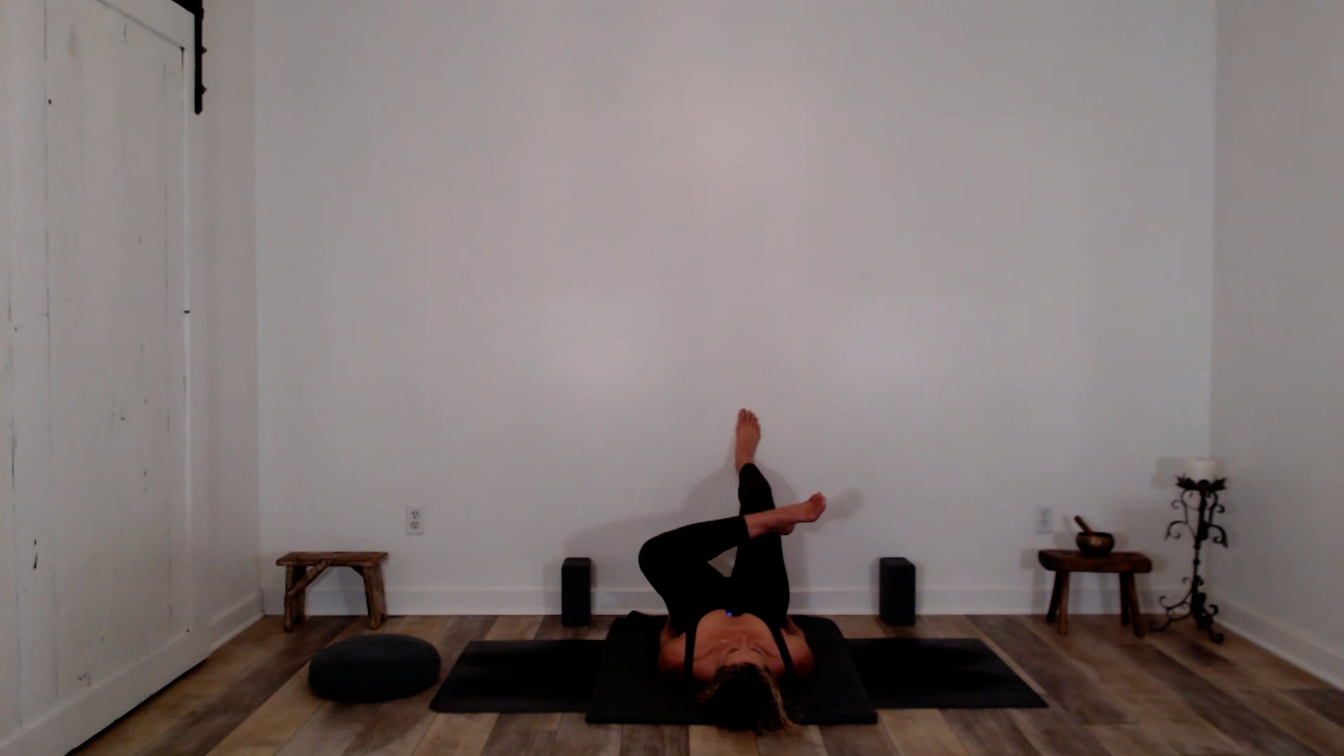 60 Min Stretch and Unwind w/ Ashley - Easter Sunday Stretch 04/20/2025