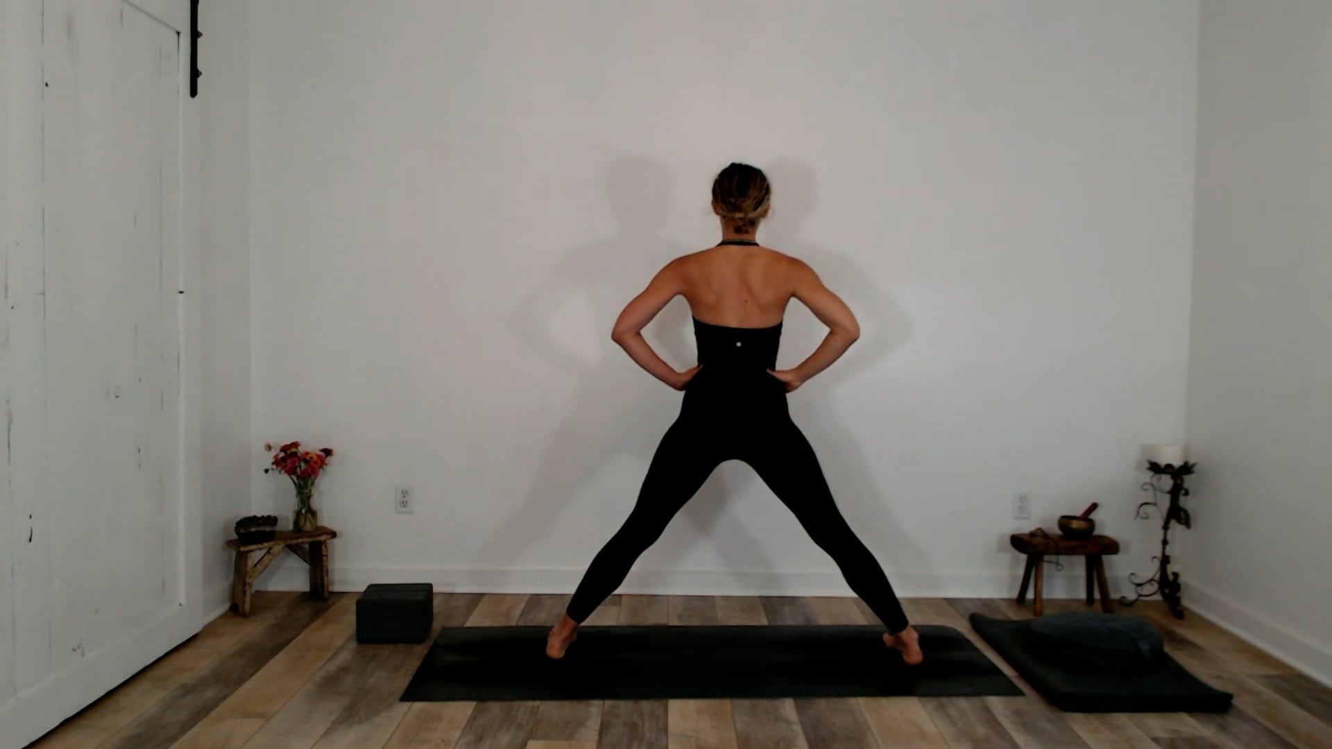 30 min Hatha Yoga w/ Ashley - Complete Hatha  11/03/2025