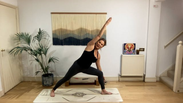 60 min The Gift Of Space Vinyasa Leve...