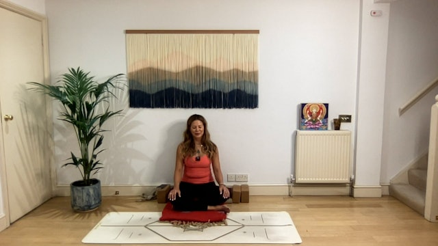 10 min Meditation w/ Mia - Sit In Your Inner Sanctuary - 2/2/24