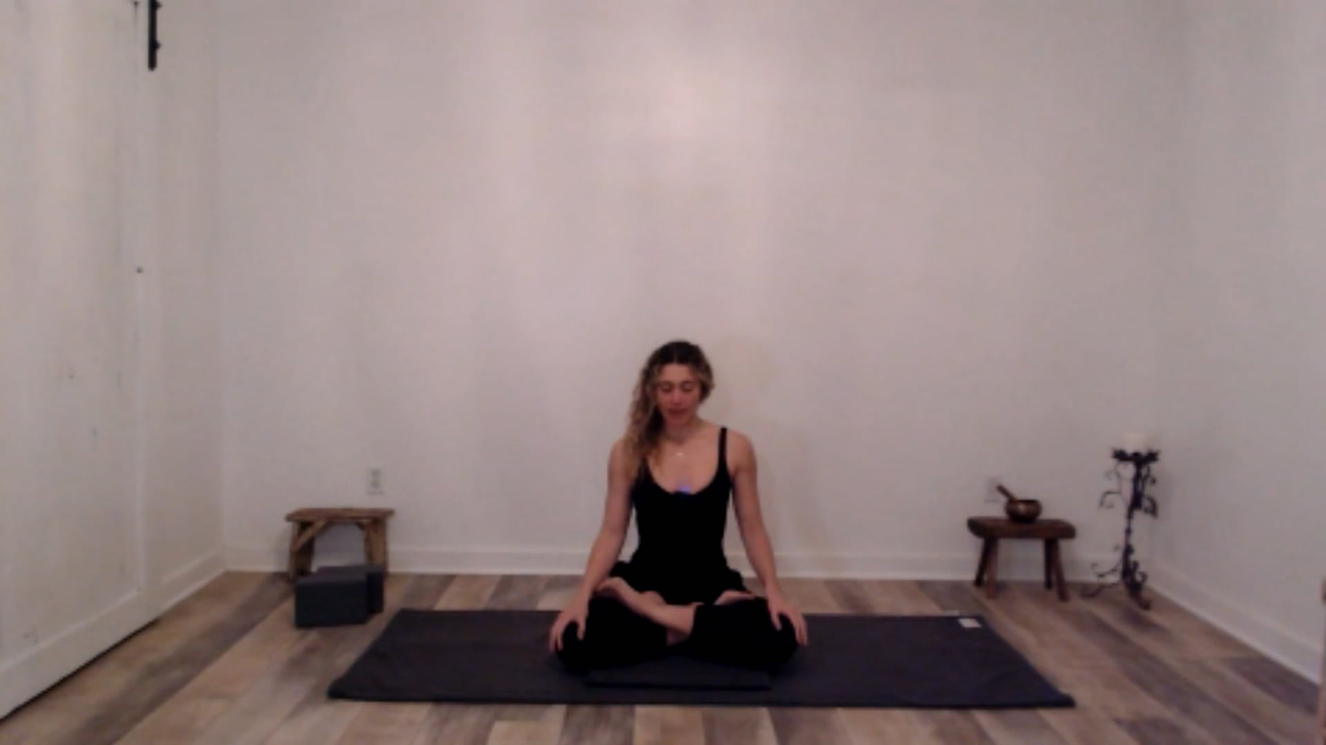 60 min Stretch and Unwind w/ Ashley- ...