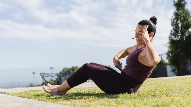 20 min Slow Sculpt Abs w/ Tracy