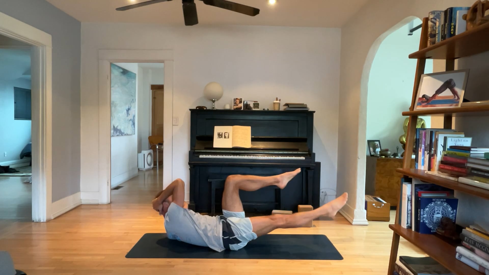 45 min Vinyasa 2 w/ Vytas - Mindful Core 4/30/25