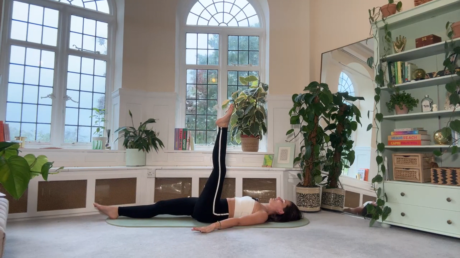 Pilates w/ Georgia - Classical Pilates Full Body - 8/22/24