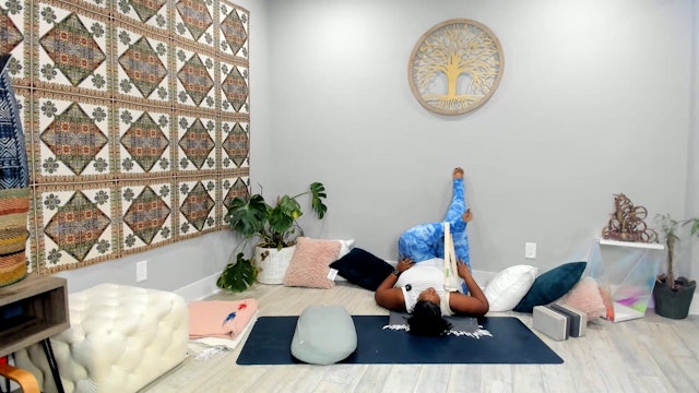 60 min Yin Yoga w/ Tamika - Slow it down on a busy day - 6/12/23