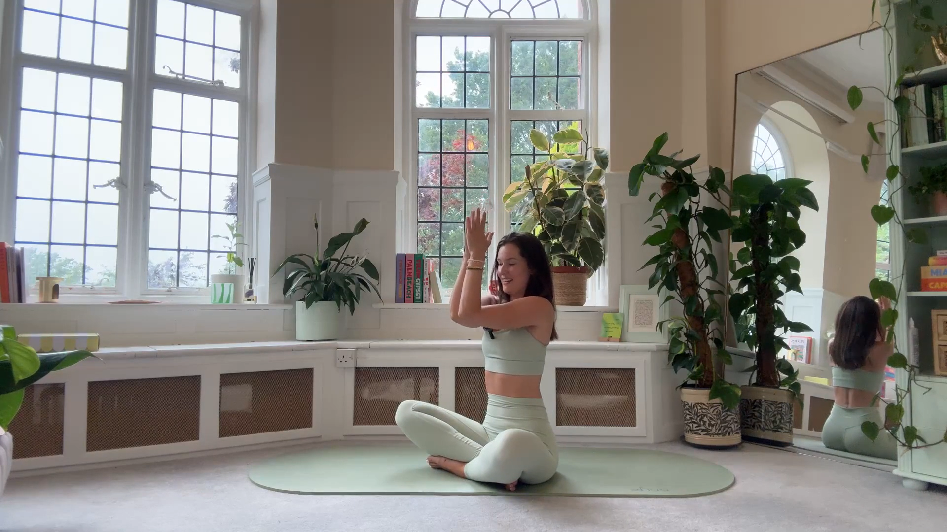 40 Min Pilates Arms and Abs: Georgia