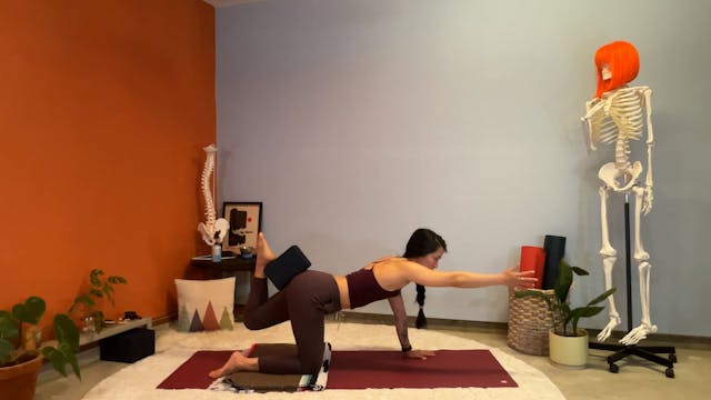 30 min Yoga for Athletes w/ Elena - X...