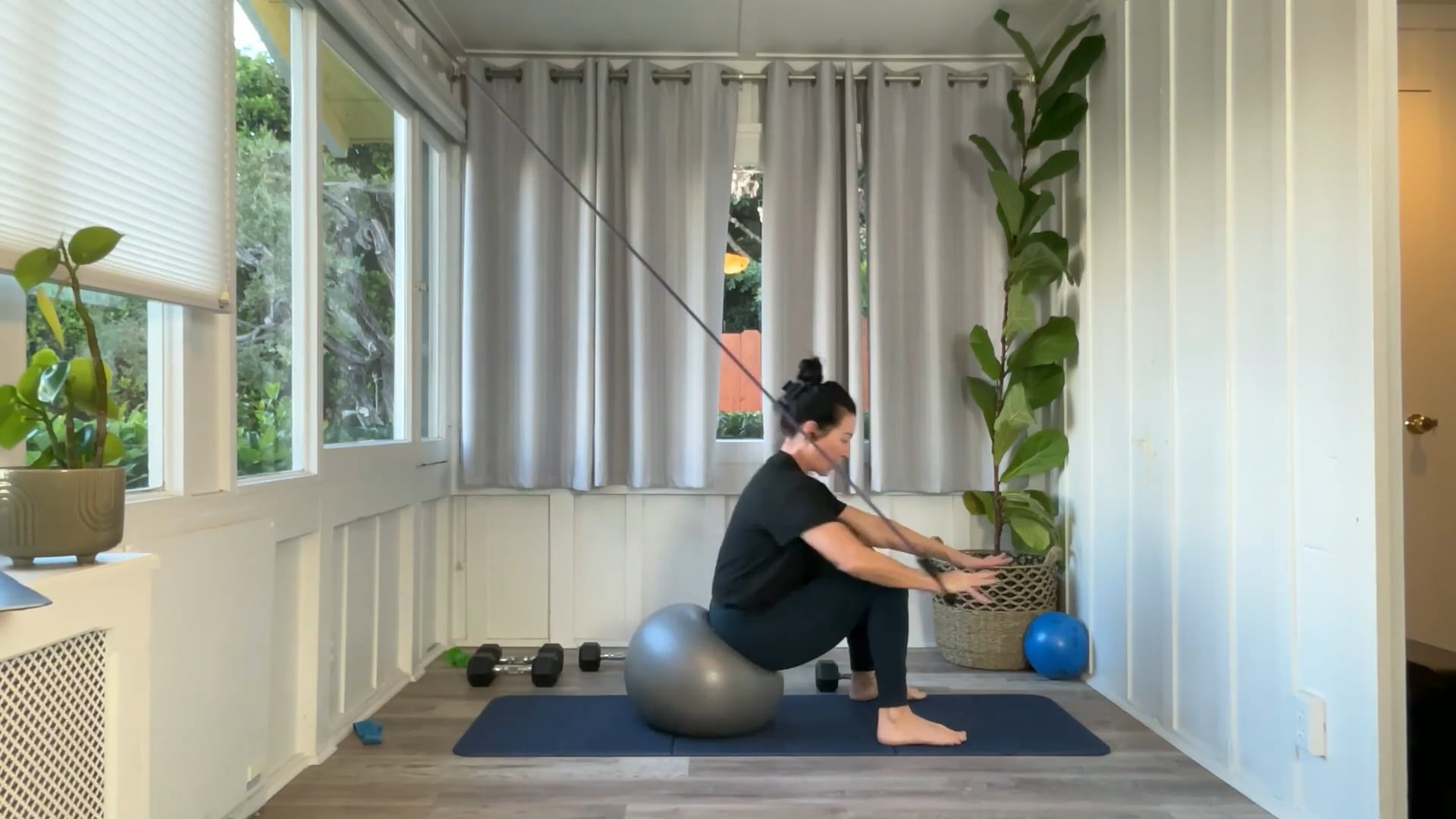 45 min Body Sculpt Full Body w/ Bands: Tracy