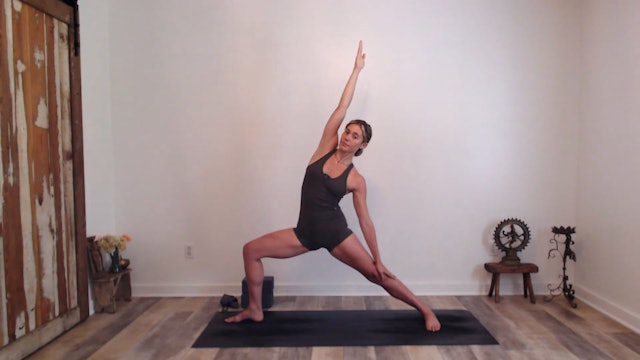 30 min YogaWorks w/ Ashley - Continuous Flow and Breathe - 06/01/2023