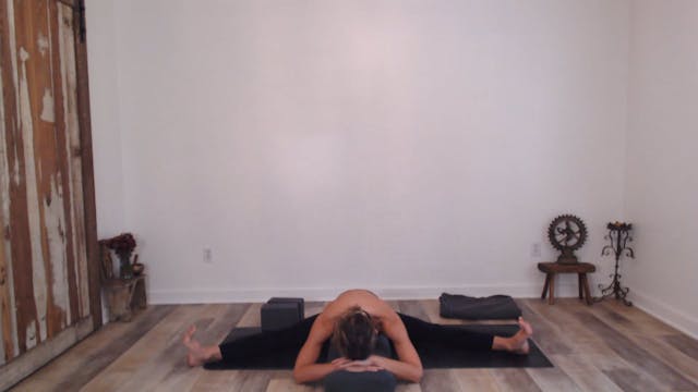 60 min YogaWorks w/ Ashley - Balanced...