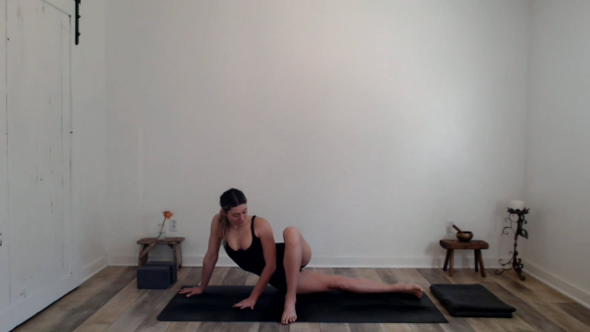 30 min Hatha Yoga w/ Ashley- Freedom ...