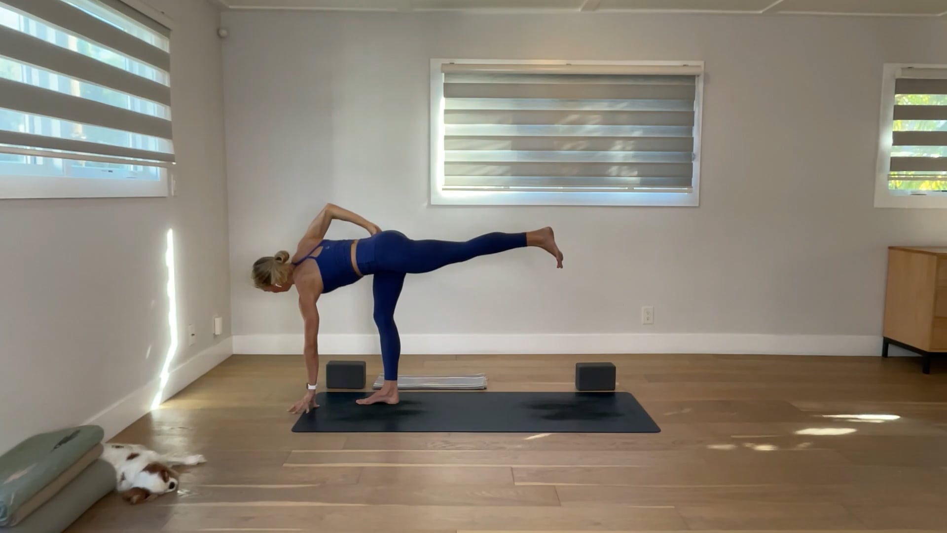 45 min YogaWorks All Levels: Maya