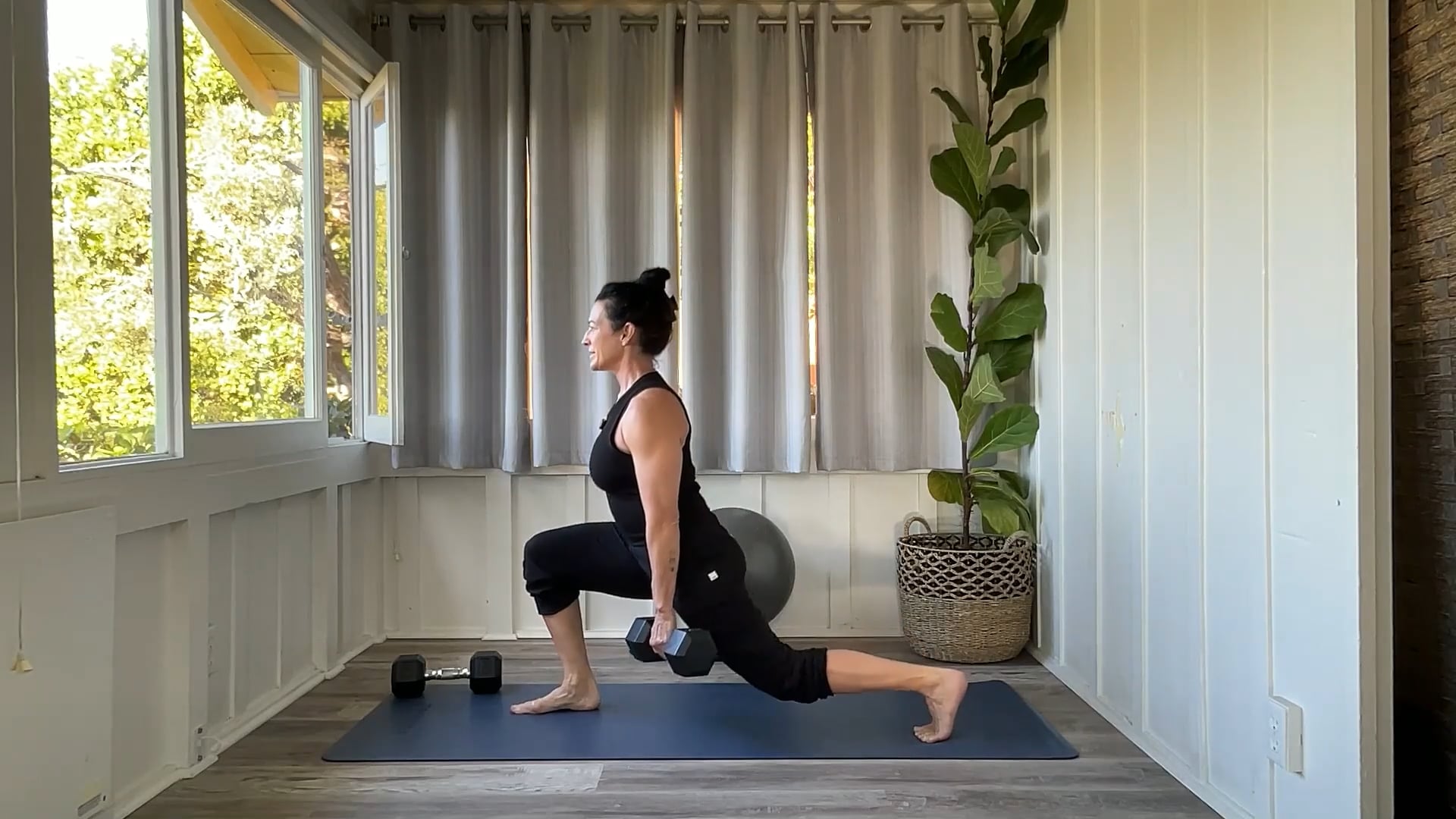 45 min Body Sculpt Legs: Tracy