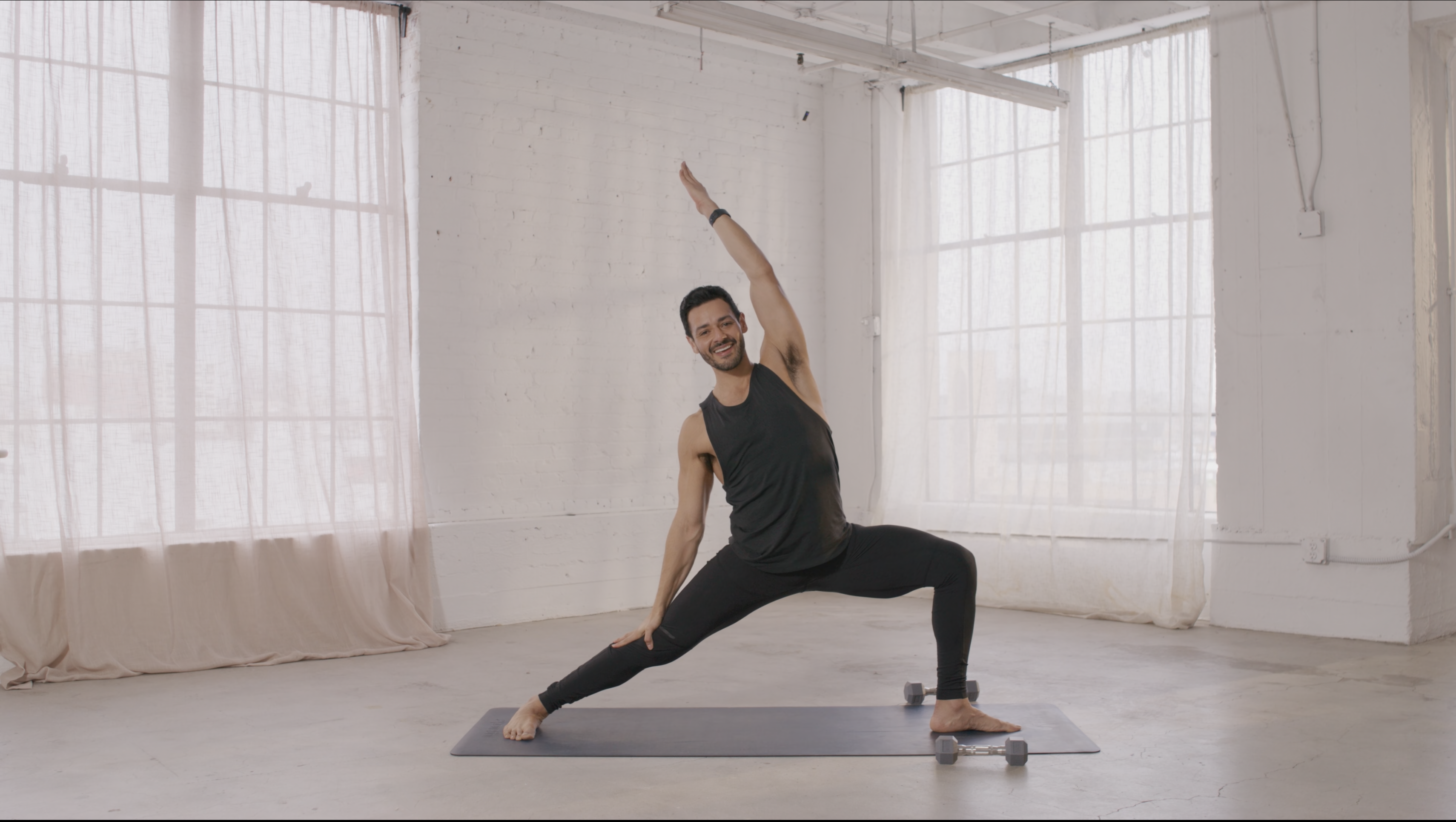 20 min Yoga Sculpt Flow: Gustavo