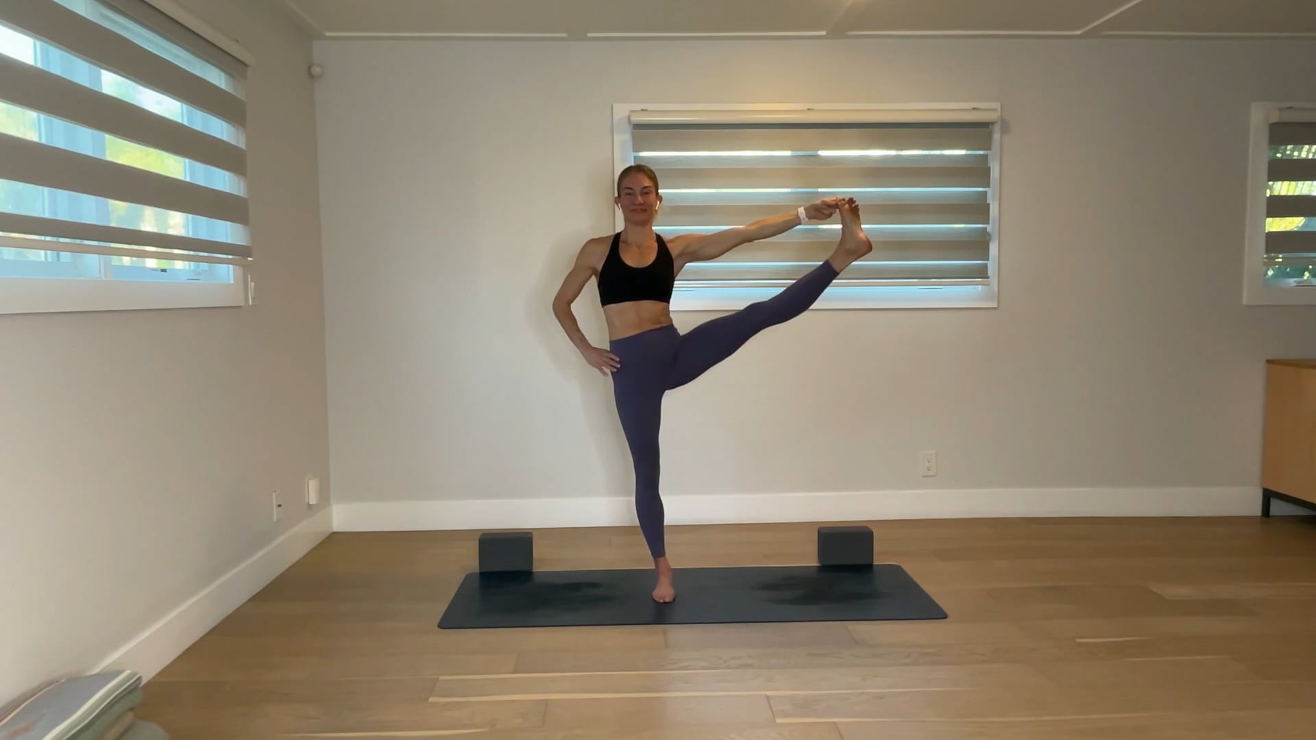 60 min YogaWorks Level 2: Maya