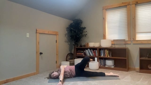 15 min Morning Stretch w/ Becky - Pre...