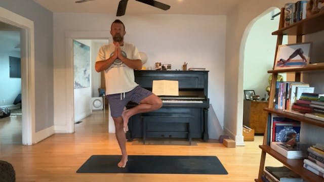 45 min Vinyasa 2 w/ Vytas - Lower Bod...