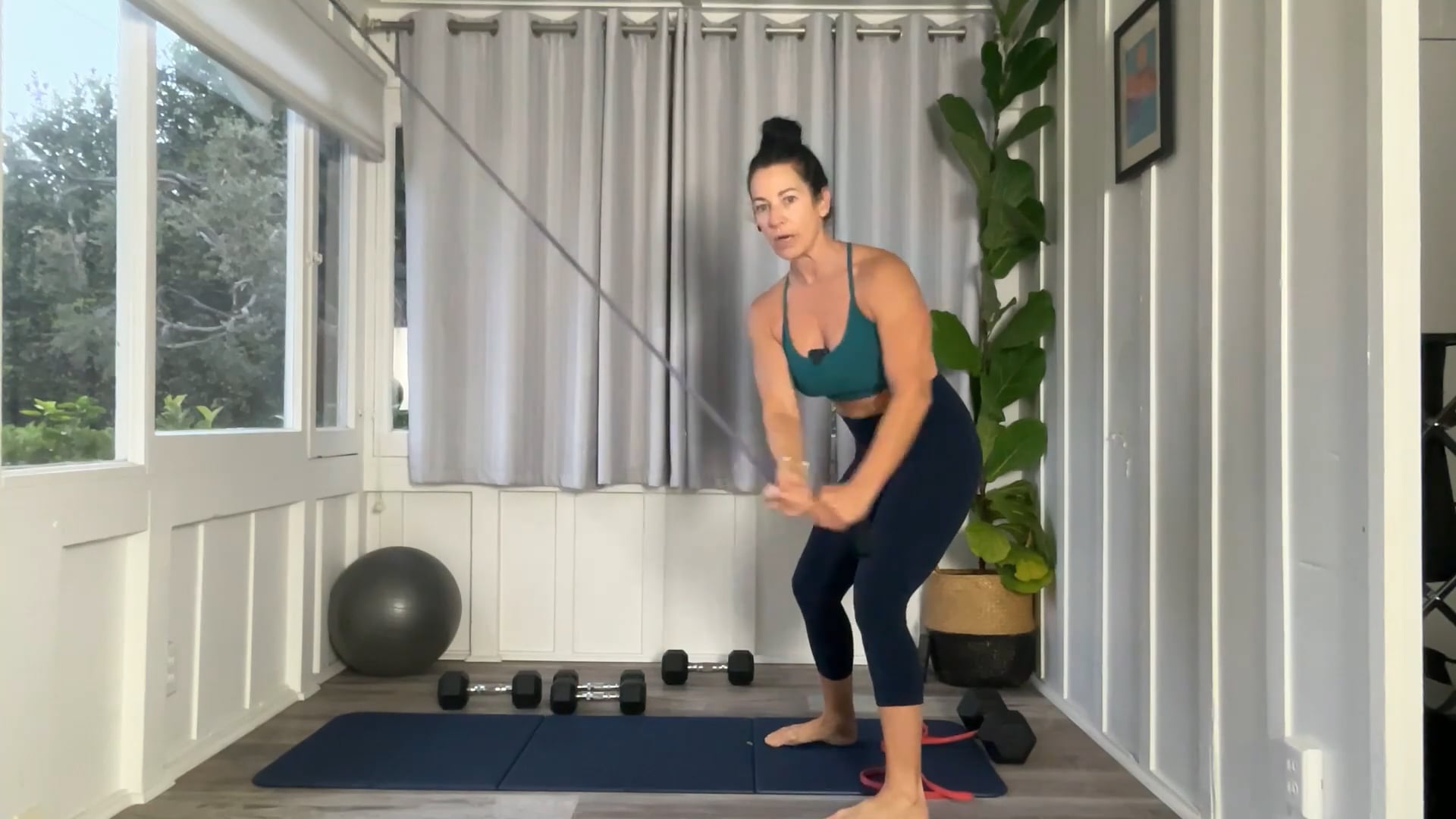 45 min Body Sculpt w/ Tracy - Core 10/8/25