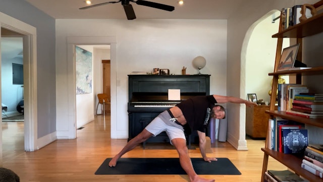 30 min All Levels Vinyasa w/ Vytas – All Around Yoga 5/3/24