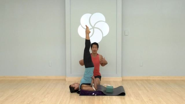 15 minute Save Your Neck in Shoulderstand