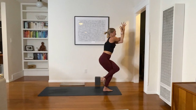 60 min YogaWorks 2 w/ Maya - Shoulder Opening to Pincha 11/27/23