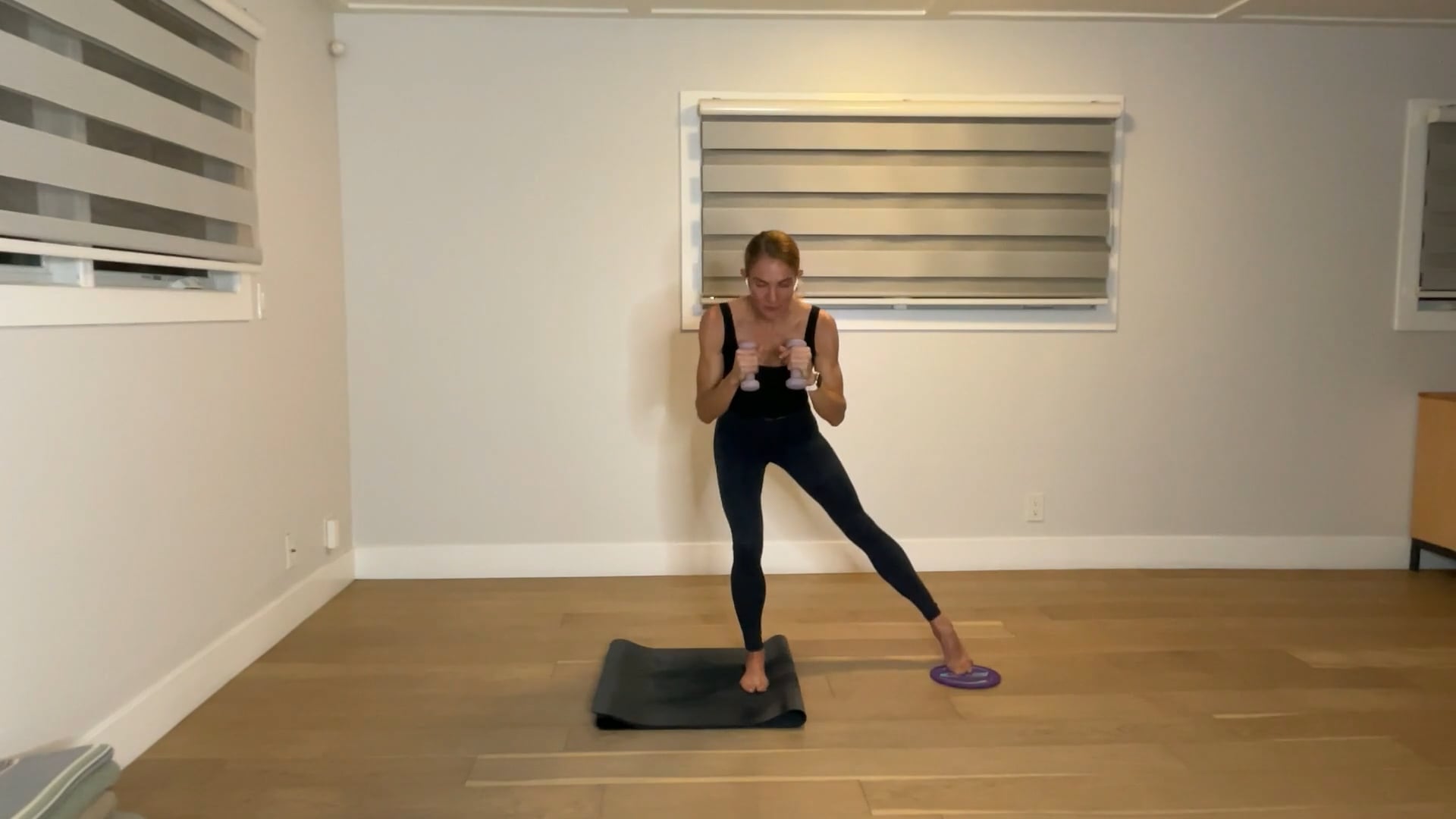 30 min Barre Tone: Maya