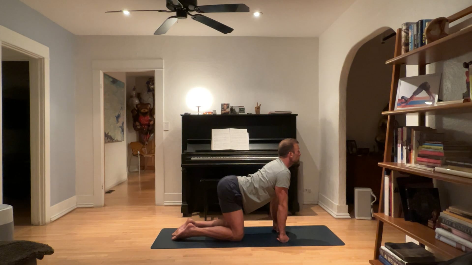 30 min Stretch Your Back: Vytas