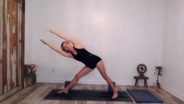 60 min YogaWorks w/ Ashley – Clear & Centered 09/15/2023