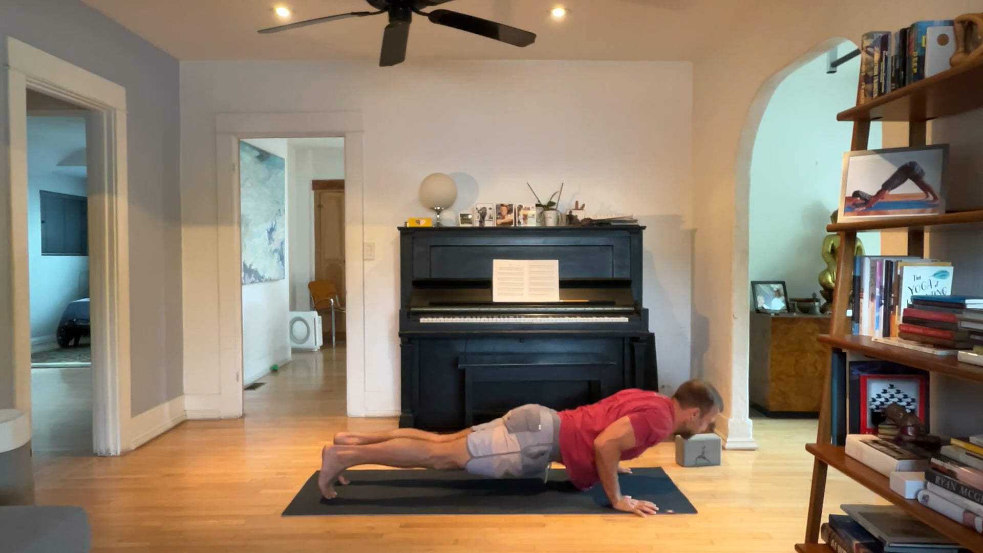 40 min Vinyasa 2 w/ Vytas - Lots Of Stuff 11/12/25