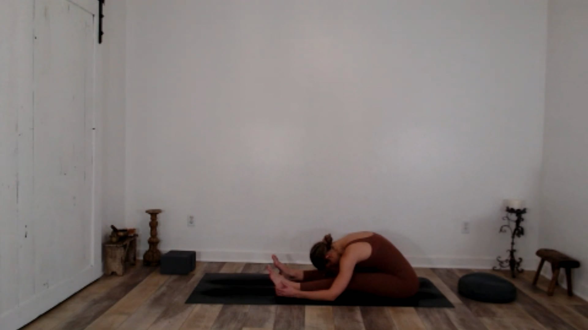 60 min Calm + Connected Vinyasa Flow: Ashley