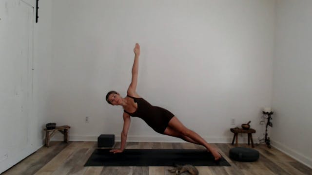 60 min Vinyasa Flow- Release the Grip...