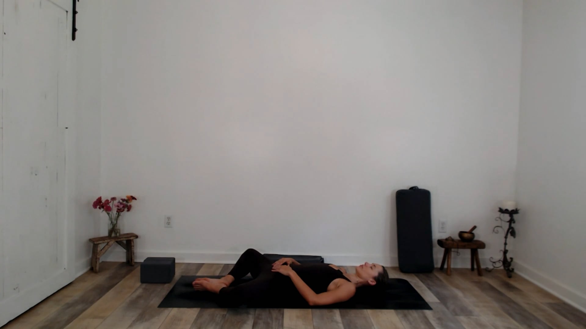 60 min Vinyasa Flow / Ashley - Smooth...