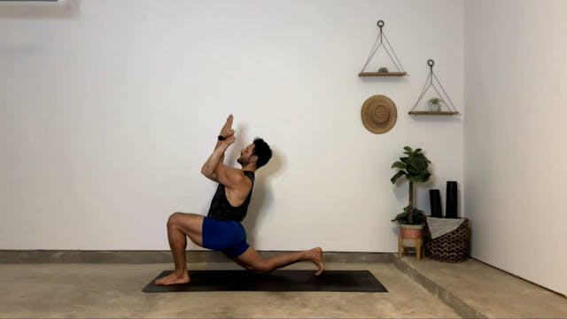 30 min Vinyasa Flow 2-3 w/ Gustavo - ...