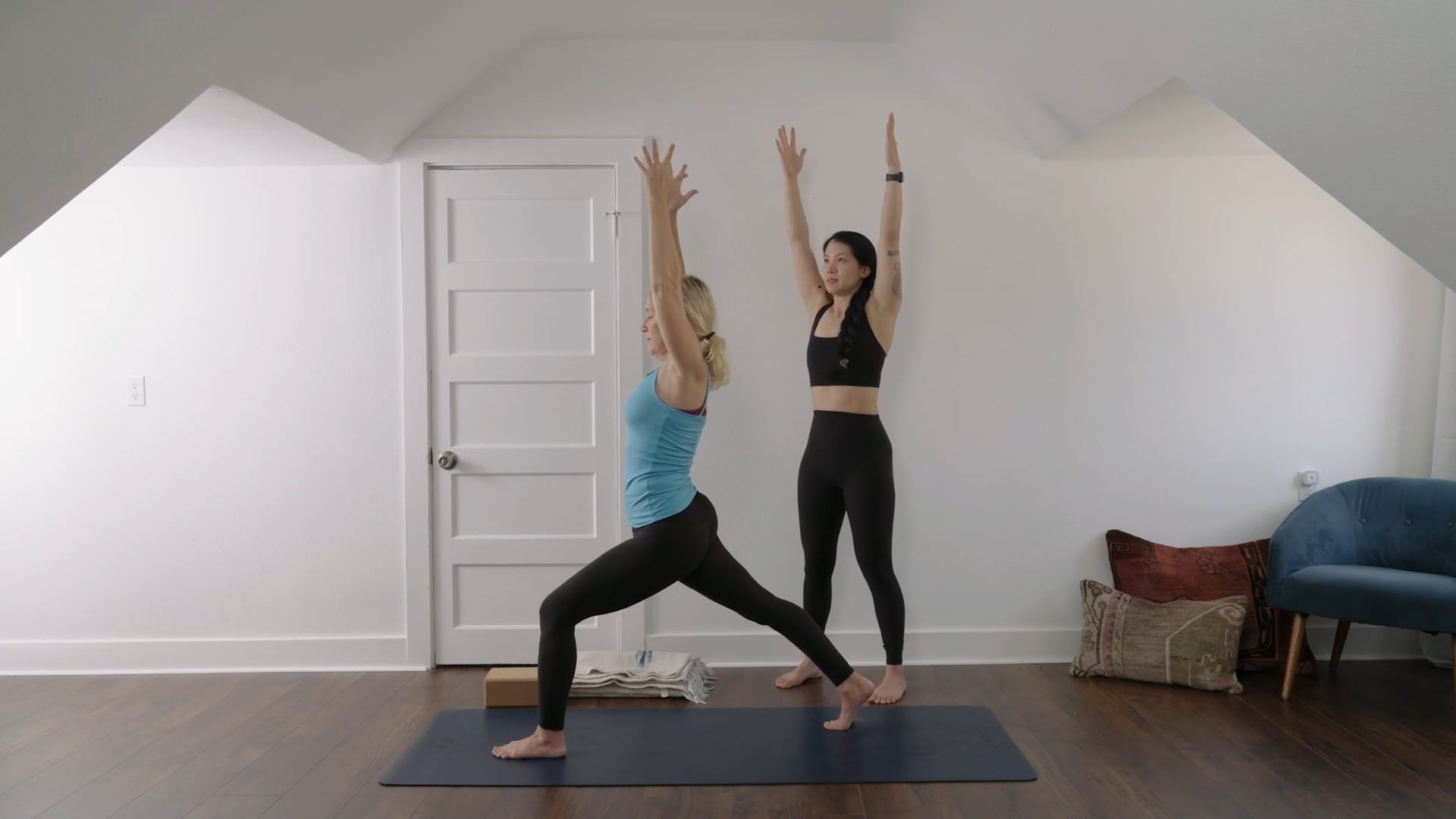 20 min Hatha Yoga w/ Elena - Open Your Heart @ Wrensmoor