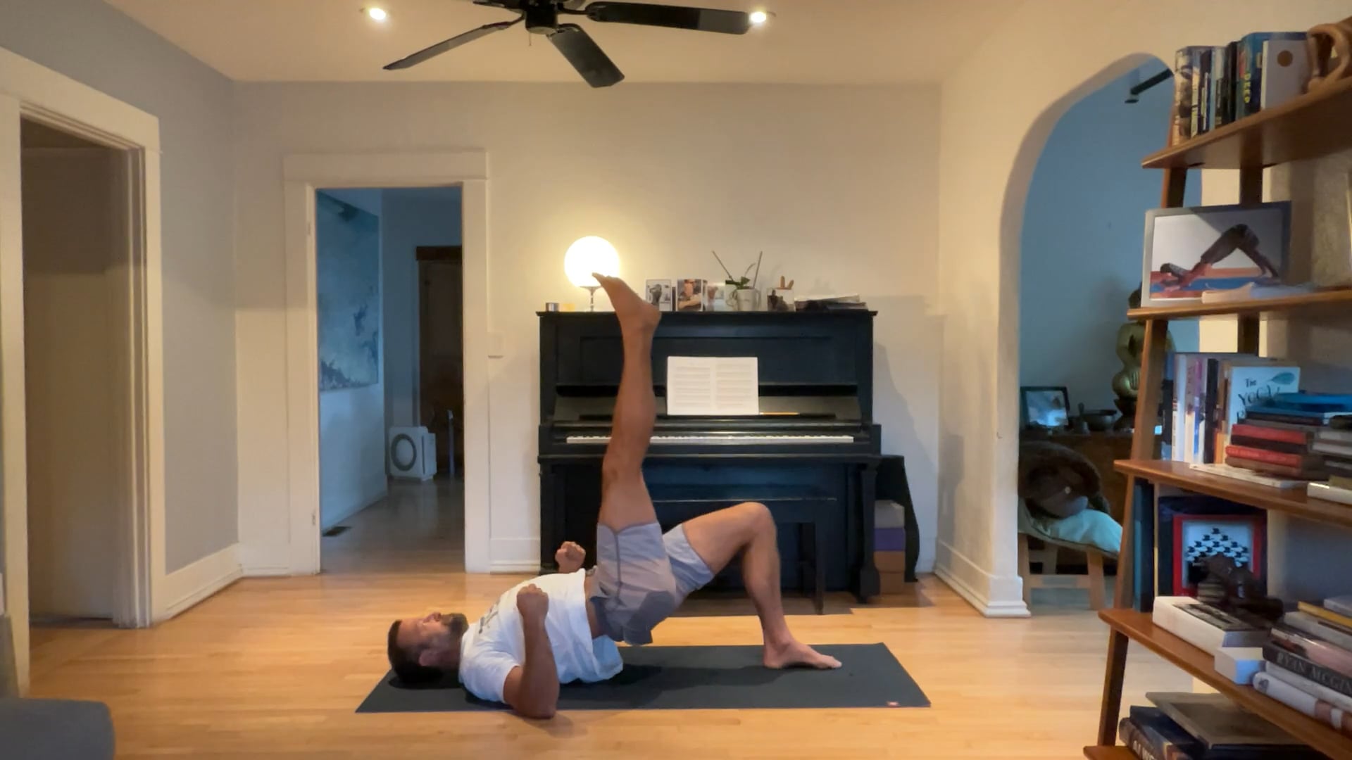 30 min Rise & Shine Vinyasa w/ Vytas ...