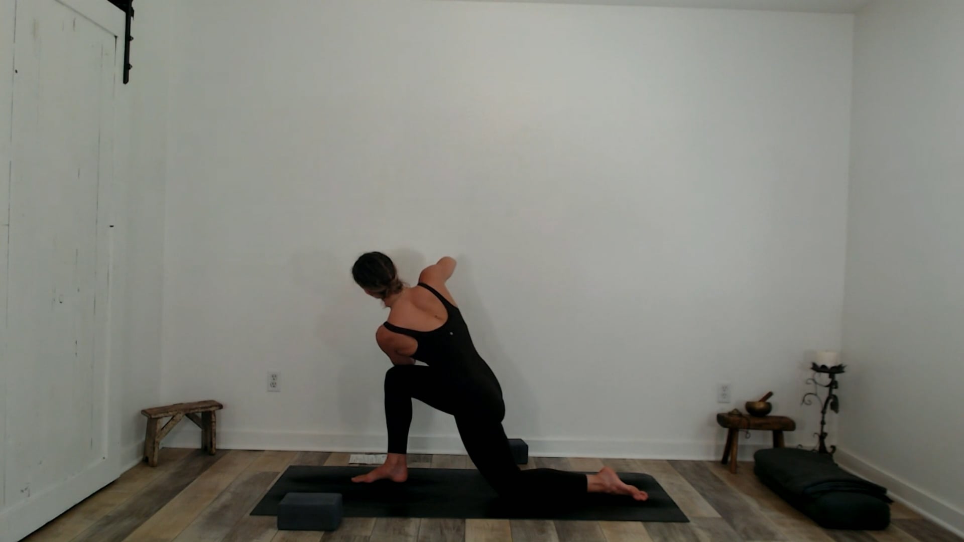 60 min Vinyasa Flow  w/ Ashley - Your...