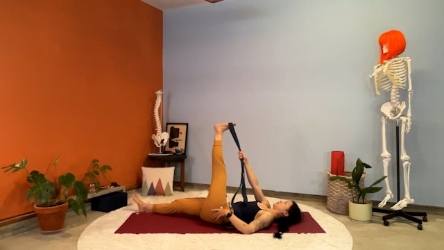 45 min Therapeutic Yoga w/ Elena - Hi...