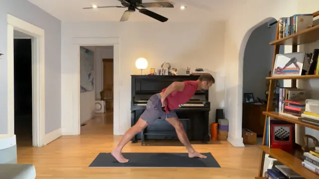 30 min Rise & Shine Vinyasa : Vytas