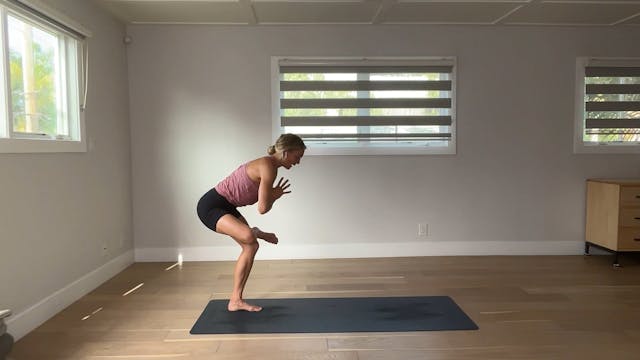 60 min Vinyasa Flow 2-3 w/ Maya - 8/8/24