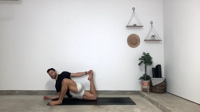 30 min Slow Flow w/ Gustavo - Slow & ...