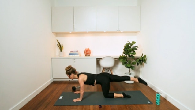 10 Minute Tone: Glutes (10 min) - with Chrissy Chequer