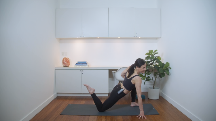 Power Yoga for Better Posture (45 min) — with Jasmina Egeler