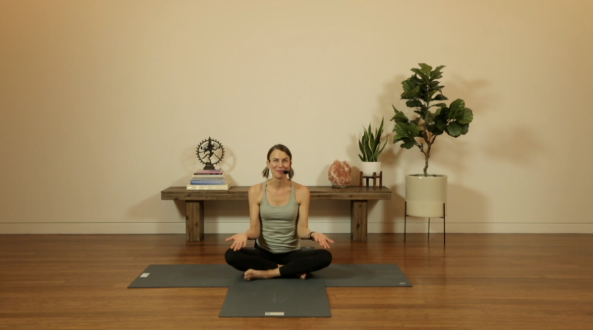 Live Replay: Relaxing Hatha for Gratitude (60 min) - with Lisa Sanson