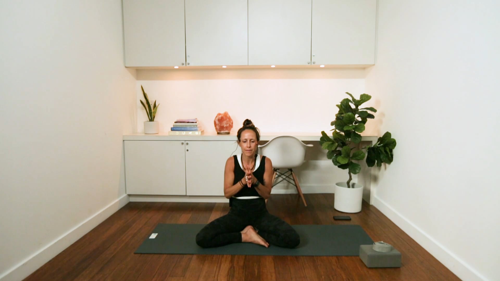 Power for a Strong Core (60 min) - with Mari Dickey