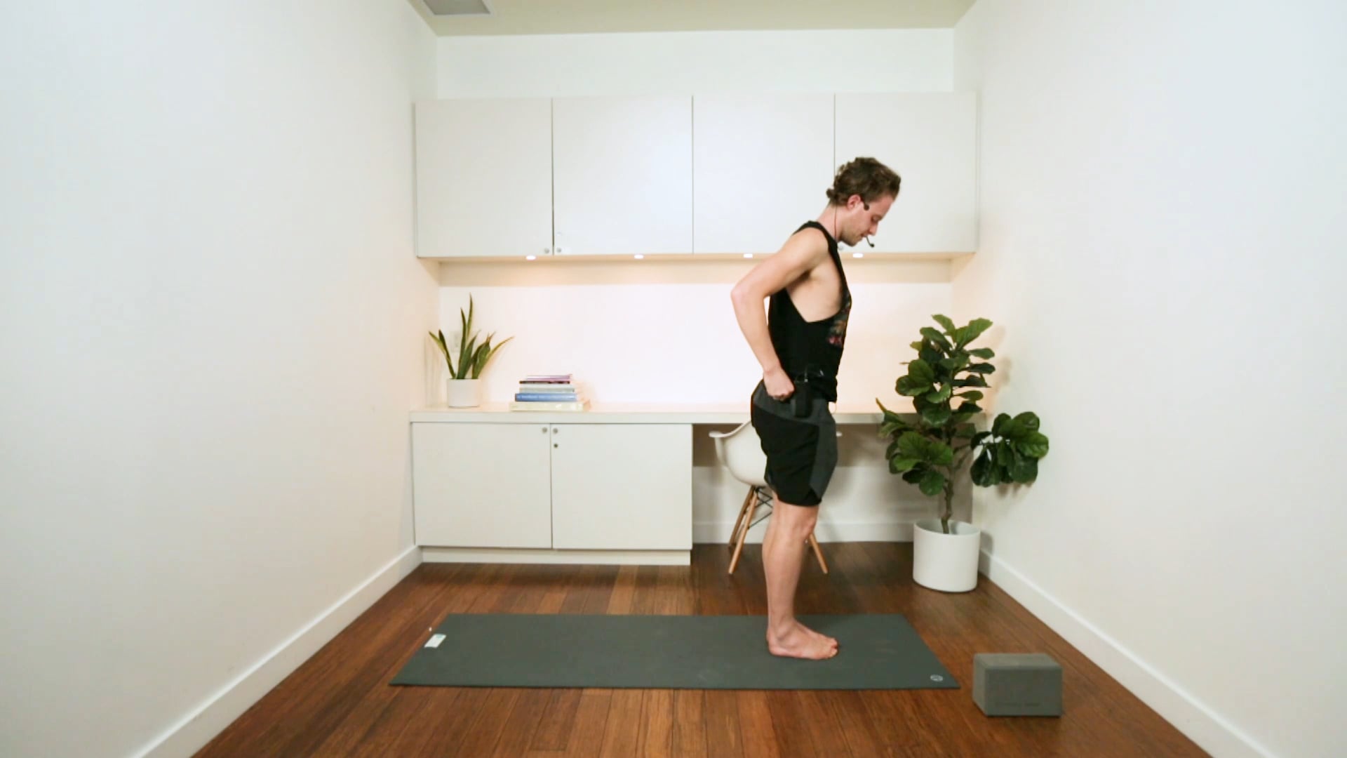 Slow Burn for Hips (45 min) - with Connor Roff