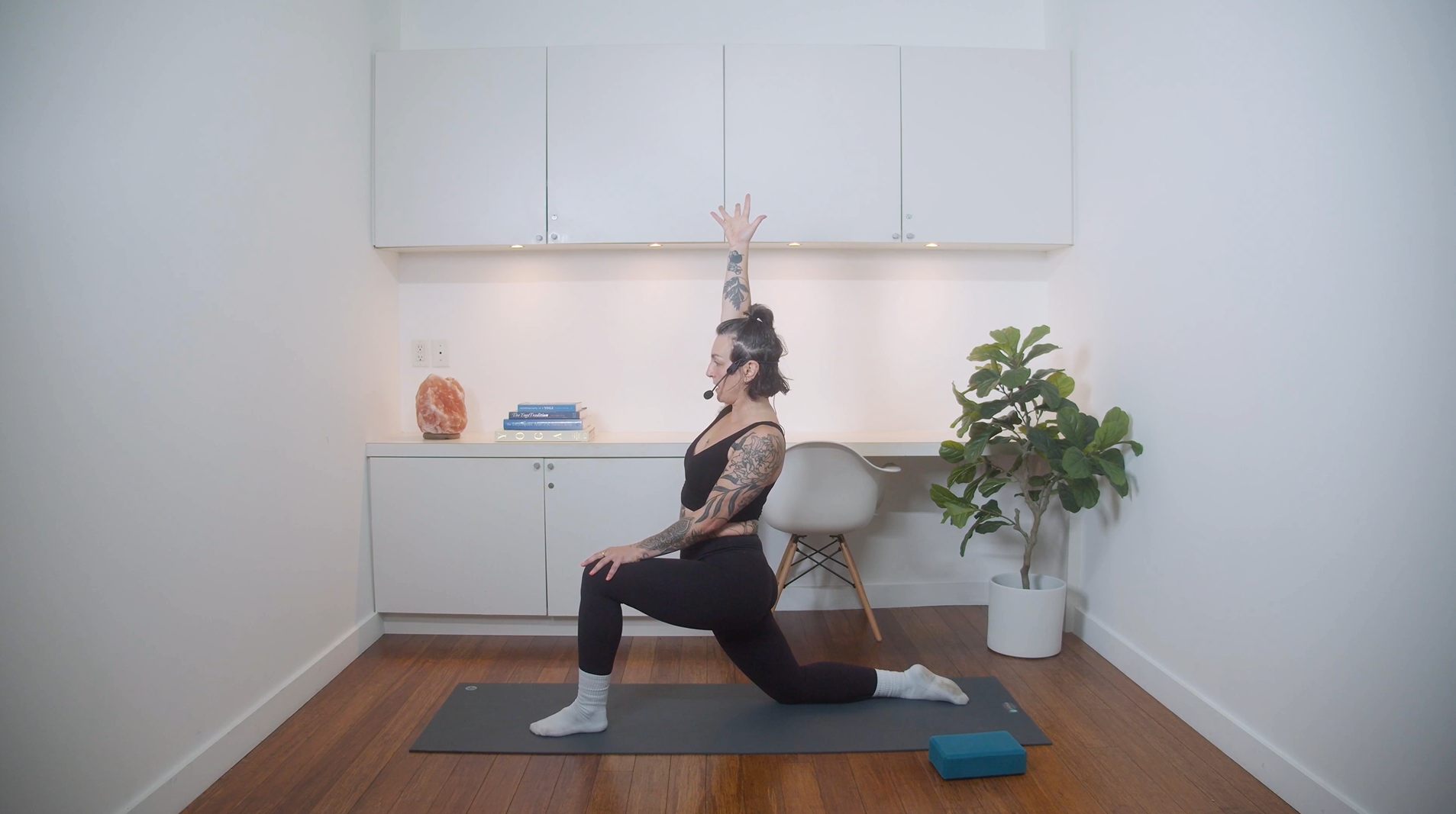 Winter Stillness Hatha Yoga (30 min) - with Reith Charlesworth