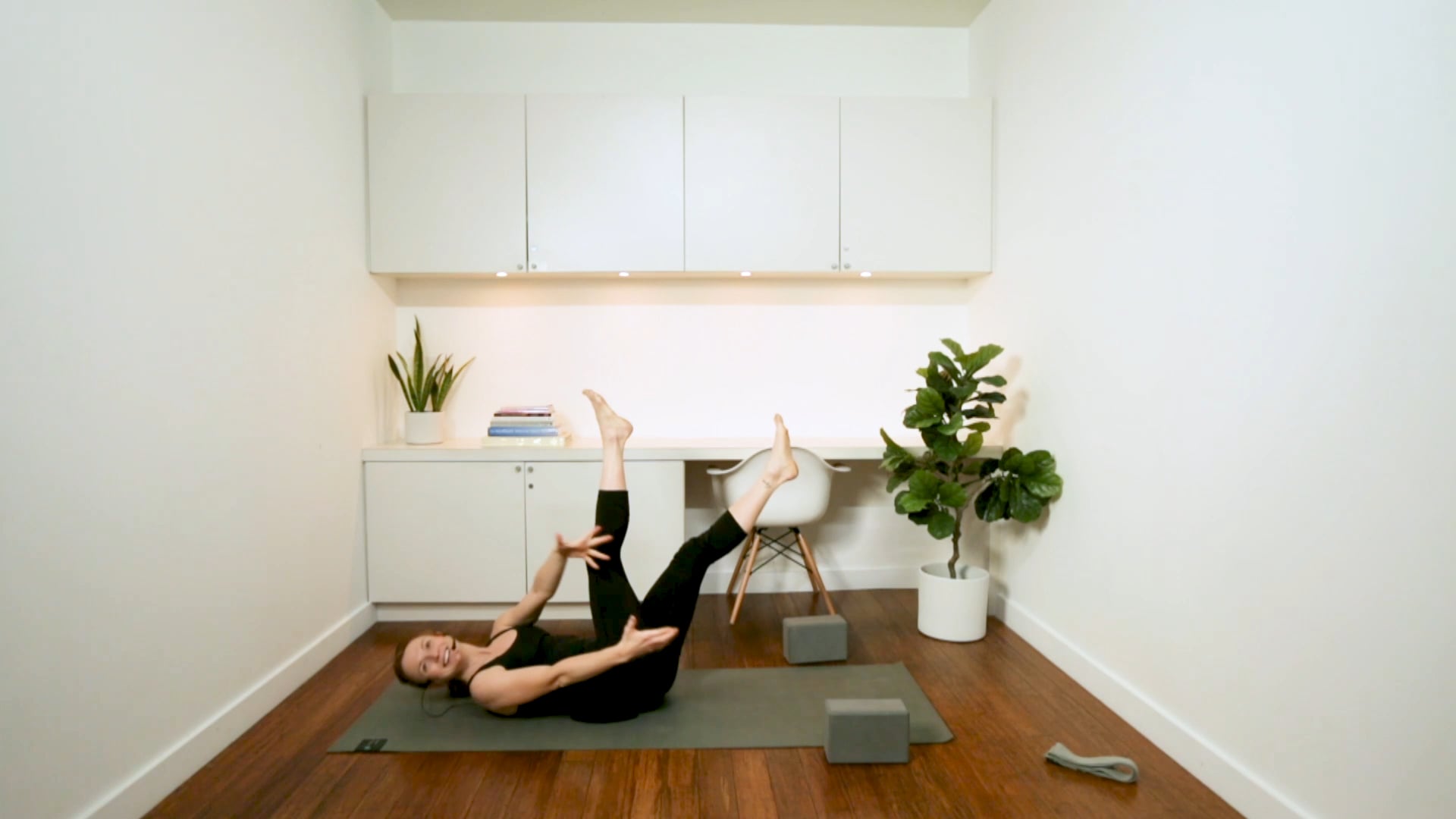 Mellow Flow (40 min) - with Aili Storen