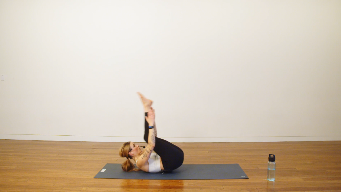 Flowy Mat Pilates (45 min) - with Heather Obre