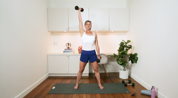 10 Minute Tone: Arms (10 min) - with Hana Weinwurm